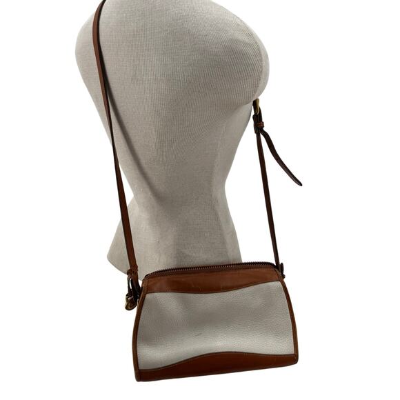 Vintage Dooney and Bourke white and brown leather crossbody bag - Picture 11 of 15
